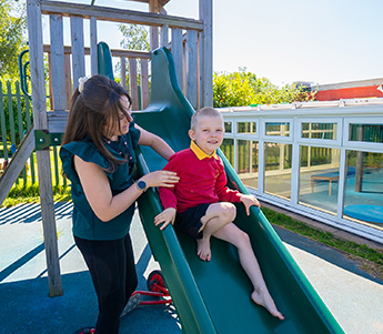 nursery-student-slide-img